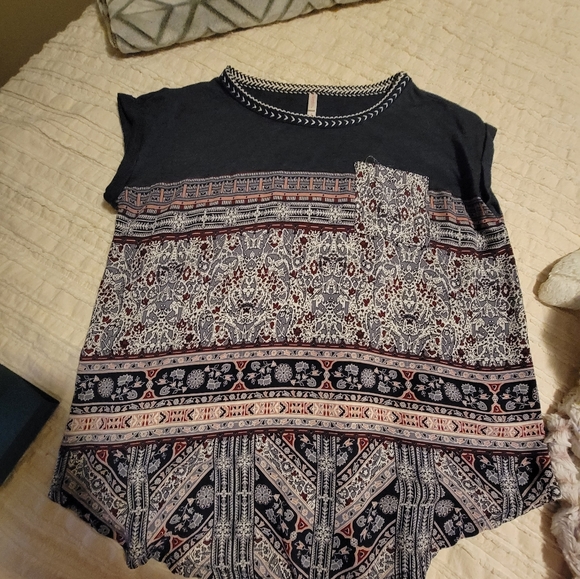 Blouse - Picture 1 of 2